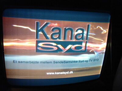 2009_11_01_HWI1_005.JPG
Kanal Syd, DIGI TV 1 Syd, K37 (neu). Glücklicherweise in MPEG-2
Schlüsselwörter: TV DVB-T Dänemark Danmark Denmark DIGI 1 Kanal Syd Regionalprogramm regional service