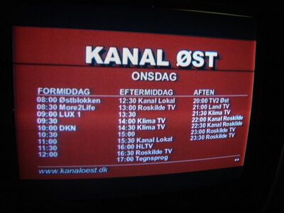 2011_04_20_HWI1_005.JPG
Regional-TV "Kanal Øst" (Programmschema für Mittwoch). Kanal Øst zeigt während der Nachtlücke die Zeitpartagierung für jeden Wochentag an.
Schlüsselwörter: TV Tropo Überreichweite DVB-T Dänemark Danmark DIGI 1 Regional-TV Øst time sharing Zeitpartagierung