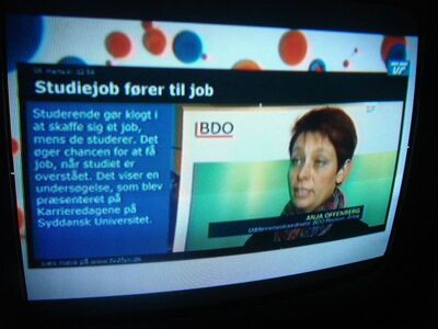 2012_03_09_HWI1_007.JPG
"TV Fyn", DIGI TV 1 Fyn, SFN Tommerup/Svendborg, K25 (ehemaliger Programmplatz von TV 2).  Nachts läuft hier eine animierte Nachrichtensendung, ein Teil der Meldungen sind Videonachrichten
Schlüsselwörter: TV Tropo Überreichweite DVB-T Dänemark Danmark DIGI TV 1 MPEG4 Fyn K25