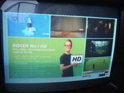 2012_05_07_HWI1_003.JPG
"Boxer Infokanal", Boxer Danmark Mux 4, SFN Nakskov/Vordingborg, K38 mit Werbung für das neue HDTV
Schlüsselwörter: TV Tropo Überreichweite DVB-T DTT digital Dänemark Danmark Boxer Infokanal MPEG4 advertising HDTV