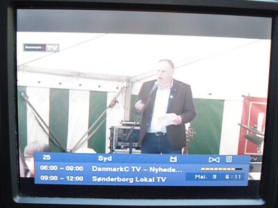 2016_05_09_HWI1_005.JPG
"DanmarkC TV" auf "Kanal Syd" (Sendesamvirke), DIGI TV 1 Syd, SFN Åbenrå/Flensburg, K37
Schlüsselwörter: TV Tropo Überreichweite UHF DVB-T DTT digital Dänemark Danmark DIGI TV1 Syd Sendesamvirke DanmarkC K37