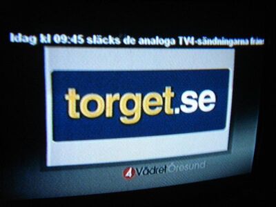 2007_10_15_PCH1_046.jpg
TV4, Hörby, K50 mit Hinweislaufband zur Abschaltung um 09:45 Uhr MESZ
Schlüsselwörter: TV Tropo Überreichweite analog analogue Schweden Sverige Laufband TV4 Ticker Abschaltung switchover Hörby K50