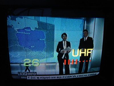 2009_04_15_PCH1_011.JPG
TVP Info, Szczecin 1 (Kolowo), K38. Nicht nur das Logo ist schwarz, sondern die gesamte Laufleiste unten
Schlüsselwörter: TV Tropo Überreichweite analog analogue Polen Polska TVP Info Staatstrauer