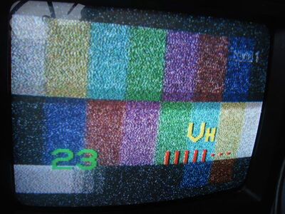 2012_07_07_PCH1_005.JPG
TVP 1, Szczecin 1 (Kolowo), R-12. Hier das neue 16:9-Testbild in Farbe
Schlüsselwörter: TV Tropo Überreichweite analog analogue Polen Polska TVP TVP1 Szczecin VHF Band3 R12 Testbild testcard monoskop