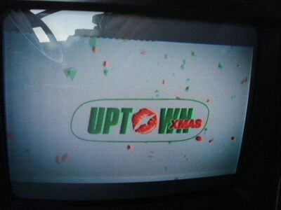 2012_11_15_PCH1_005.JPG
"Uptown XMAS" auf dem Sendeplatz des "Boxer Infokanal", Boxer Mux 4, SFN Nakskov/Vordinborg, K38
Schlüsselwörter: TV DX Tropo Überreichweite DVB-T DTT digital Dänemark Danmark Boxer Infokanal Uptown XMAS FTA Videoclips Weihnachten Christmas Mux4 K38