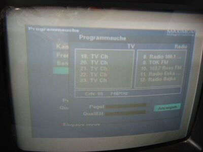 2013_08_21_PCH1_003.JPG
Mobilna TV, Mux-4, SFN Szczecin/Gorzów. Die DVB-H-Ausstrahlungen wurden auch hier aufgegeben, es verbleiben 14 leere Programmkennungen, die der Mximum T-1300 mit "TV Ch" einspeichert
Schlüsselwörter: TV DX Tropo Überreichweite DVB-T DTT digital terrestrisch Polen Polska Mobilna Mux-4 leere Kennungen