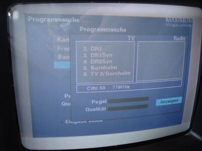 2015_04_23_PCH1_007.JPG
Und es kam noch mehr von der dänischen Insel:
DIGI TV 1 Bornholm, SFN Bornholm, K59
Schlüsselwörter: TV Tropo Überreichweite UHF DVB-T DTT digital Dänemark Danmark DIGI TV1 Bornholm K59 Suchlauf