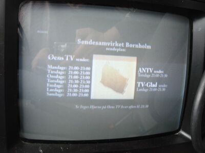 2015_04_23_PCH1_014.JPG
Kanal Bornholm (Sendesamvirke) mit Auflistung seiner Sendezeiten, DIGI TV 1 Bornholm, SFN Bornholm, K59
Schlüsselwörter: TV Tropo Überreichweite UHF DVB-T DTT digital Dänemark Danmark DIGI TV1 Bornholm K59 Kanal Sendesamvirke