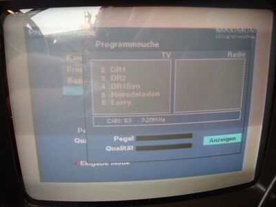 2015_08_04_PCH1_014.JPG
Seltener Log: DIGI TV 1 København, SFN Storkøbenhavn. Der muss sich schon gegen den "Platzhirsch" ZDF-Paket aus Schwerin durchsetzen! Leider war der Empofang nur sehr grenzwertig - aber nachweisbar.
Schlüsselwörter: TV Tropo Überreichweite UHF DVB-T DTT digital Dänemark Danmark UHF DIGI TV1 København Storkøbenhavn K53 Suchlauf