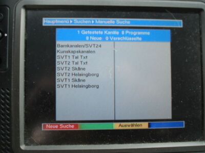 2015_08_19_PCH1_004.JPG
Helsingborg hat sogar ein eigenes SVT-Boquet:
DTT Nät 1 Helsingborg/Skåne, SFN Helsingborg/Ängelholm. Der einzige Unterschied zu DTT Nät 1 Skåne/Helsingborg besteht in der automatischen Kanalpatzierung der SVT-Px (LCN-Nummern).
Schlüsselwörter: TV DX Tropo Überreichweite DVB-T DTT digital UHF Schweden Sverige SVT Nät1 Helsingborg Ängelholm Skåne K49 Suchlauf Digipal1