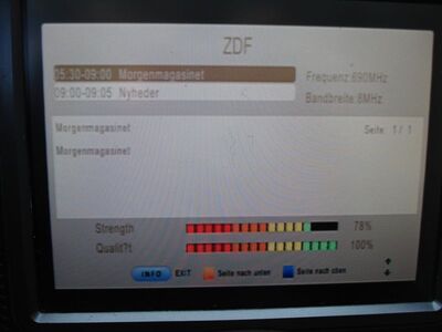 2016_06_03_PCH1_002.JPG
ZDF (mit dänischen EPG), Boxer Danmark Mux 5, SFN Nakskov/Vordingborg/Jyderup, K48
Schlüsselwörter: TV DX Tropo Überreichweite DVB-T2 DTT digital UHF Dänemark Danmark ZDF EPG Boxer Mux5 Nakskov Vordingborg Jyderup K48