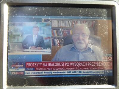 2020 08 10 PCH1 063
TVP Info mit einer Sondersendung zur Situation in Belarus, TP Emitel Mux-3 Szczecin, Szczecin-Kolowo, K48
Schlüsselwörter: TV Tropo Überreichweite DTT DVB-T MPEG4 Polen Polska MPEG-4 FTA TVP Info TP Emitel Mux3 Szczecin K48