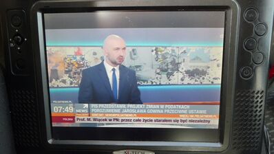 2021 07 27 PCH1 006
"Polsat News HD HEVC", SFN Szczecin/Swinouscie, K30. Der Technisat Digipal T2 HD jedenfalls kann HEVC unter DVB-T (alt) problemlos dekodieren :-)
Schlüsselwörter: TV DX Tropo Überreichweite digital DVB-T HEVC Polen Polska Mobilna Mux4 Szczecin K30 Polsat News HD