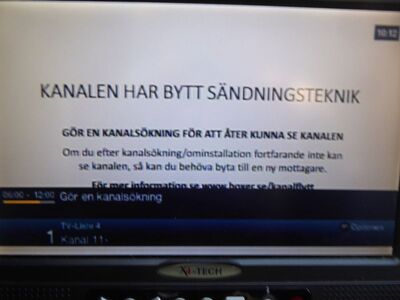 2021_10_29_PCH1_065.JPG
Px-Kennung "Kanal 11*" mit Hinweistafel, Teracom Nät 2 Skåne, SFN Skåne Län, K25
Schlüsselwörter: TV DX Tropo Überreichweite digital DVB-T MPEG2 Hinweistafel Schweden Sverige Teracom Nät 2 Skåne Län K25