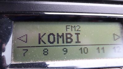 2022_01_19_PCH1_013.JPG
RadioZET, Jemiolów-Sulecin 88.3 MHz, 60 kW v mit Fragmenten der dynamischen RDS. Für das fehlerfreie Einlesen war das Signal zu schwach.
Schlüsselwörter: FM UKW Hörfunk Radio Tropo Überreichweite Polen Polska RadioZET Jemiolow 88.3 MHz RDS