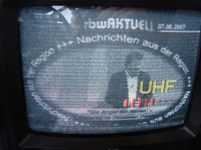 2007_06_08_PCH2_018.jpg
rbw, Bitterfeld, K51
Schlüsselwörter: TV Tropo Überreichweite analog analogue rbw Bitterfeld K51