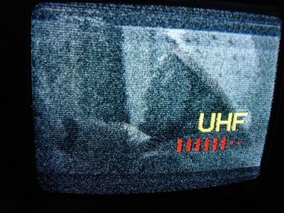 2007_12_18_PCH2_011.JPG
CT-2 Hradec Kralove (Krasne), K57
Schlüsselwörter: TV Tropo Überreichweite analog analogue Tschechien Ceska Televize CT-2