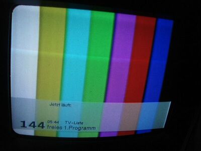 2009_11_13_PCH2_002.JPG
Einer der 3 noch freien Programmplätze. Derzeit gibt es dort nur Farbbalkentestbild mit 1 kHz Messton
Schlüsselwörter: TV DVB-T Berlin MABB Mux 4 Neuaufschaltung new transmission Testbild testcard Messton 1kHz