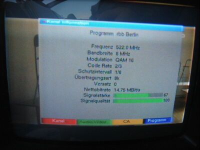 2012_10_19_PCH2_003.JPG
rbb Berlin, rbb 1, SFN Berlin, K27. Trotz freier Sicht in Richtung Berlin seltener Gast. Der "Platzhirsch" ZDF.mobil aus Uelzen wurde diesen Morgen vollständig weggedrückt
Schlüsselwörter: TV DX Tropo Überreichweite DVB-T DTT digital Berlin rbb Berlin K27