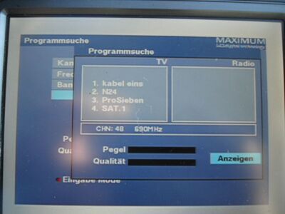 2016_08_24_PCH2_005.JPG
Sat.1, P7S1, SFN München (Olympiaturm, Wendelstein), K48v, eingelesn mit dem Maximum T-1300
Schlüsselwörter: TV DX Tropo Überreichweite DVB-T DTT digital UHF MPEG-2 SAT1 P7S1 Pro7Sat1 München Wendelstein Olympiaturm K48 Suchlauf